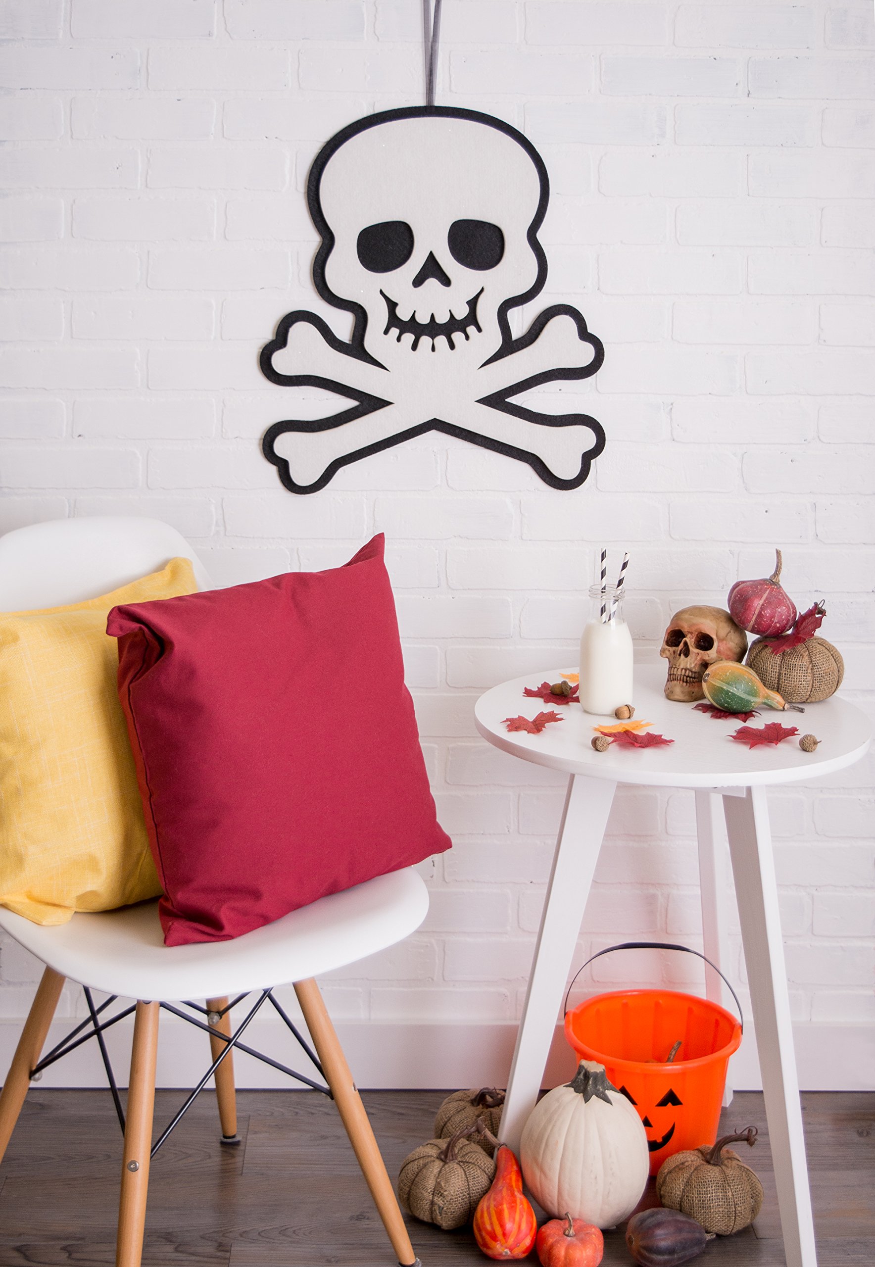 DII Fall Home & Party Décor Spooky Halloween Decorations Indoor & Front Porch, Hanging Foam Set, Skulls & Crossbones, 2 Piece - Image 4