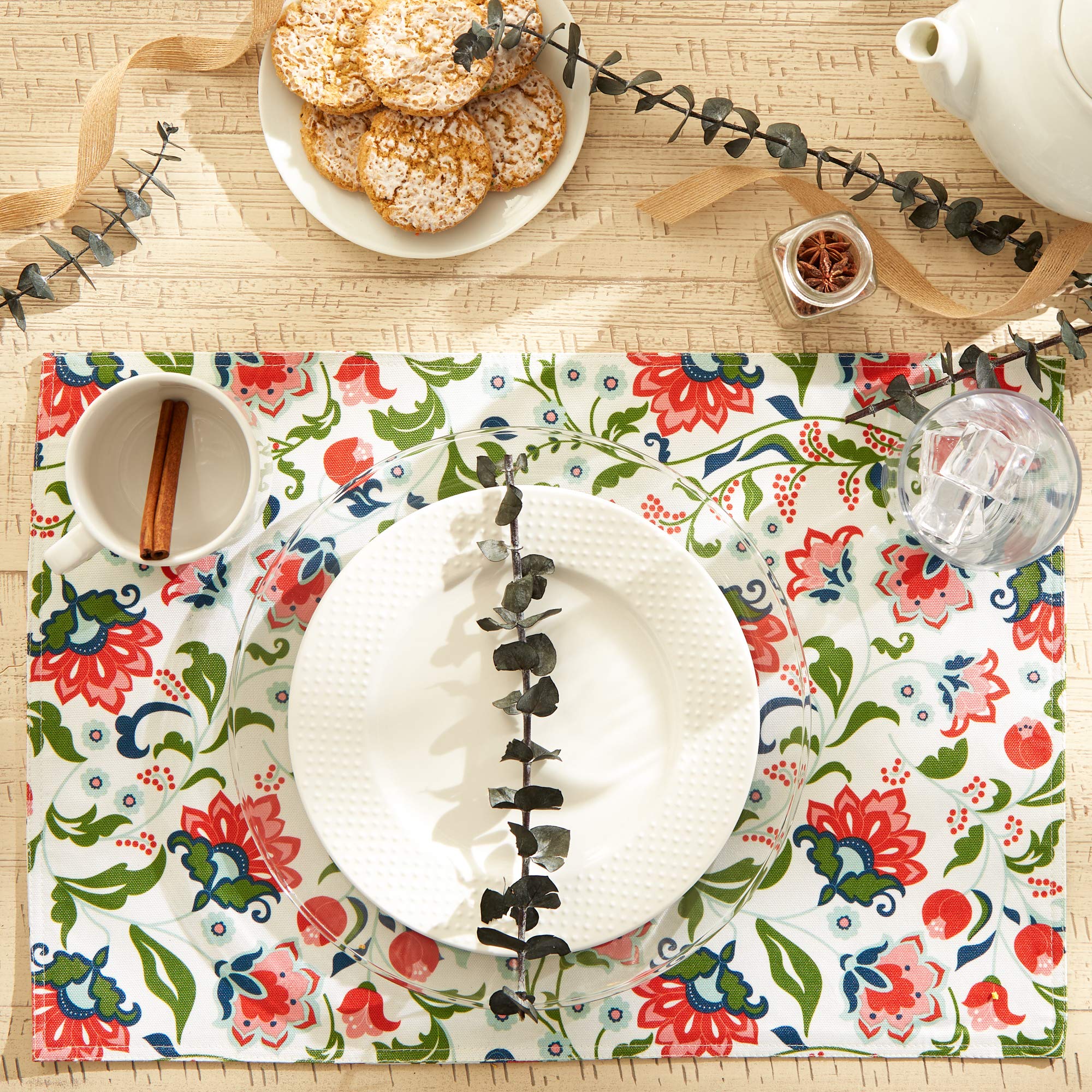 DII Garden Inspired Outdoor Tabletop Collection, Water Resistant, Placemat (Set of 6), Floral - Image 3