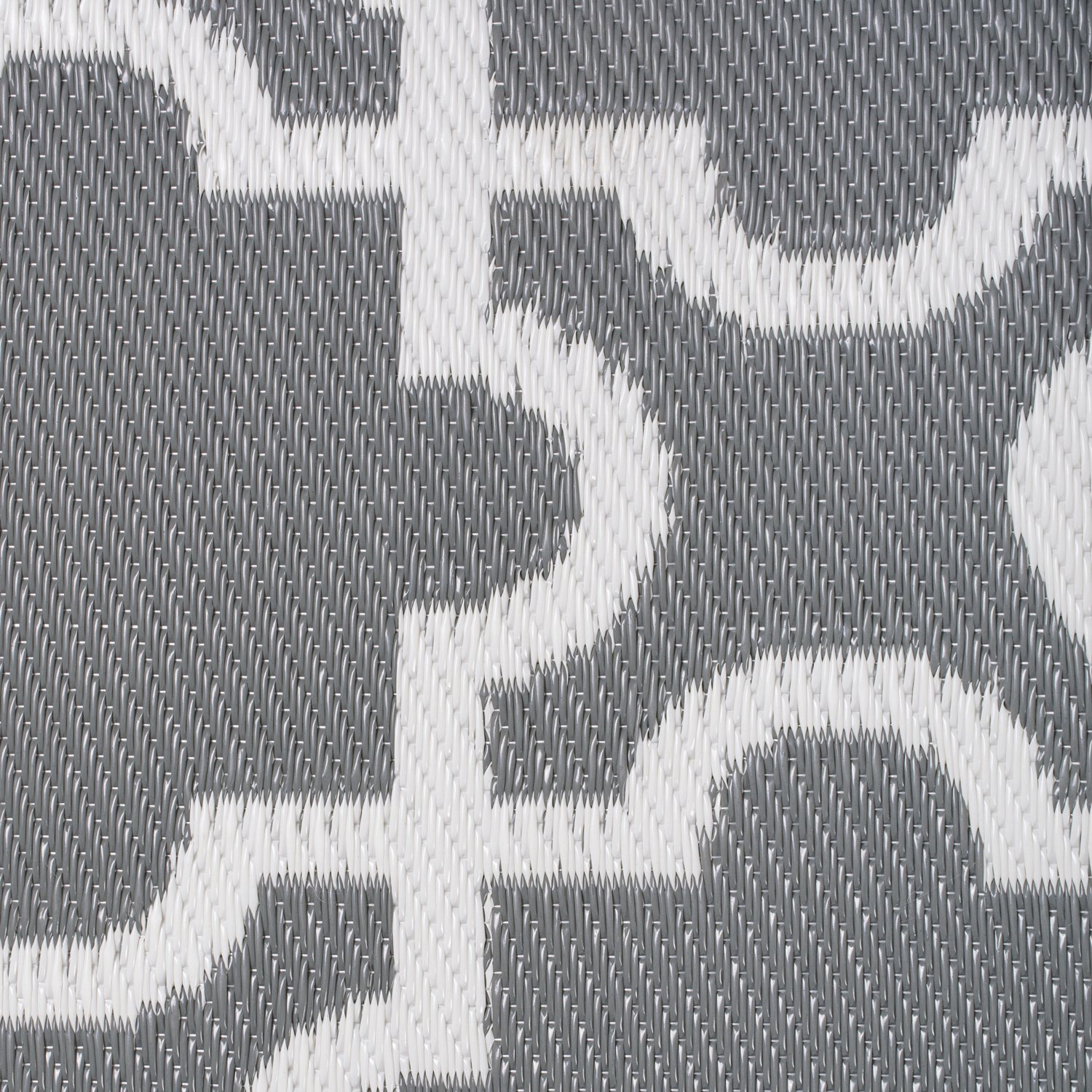 DII Reversible Outdoor Lattice Woven Rug, 4x6 Ft, Gray - Image 6